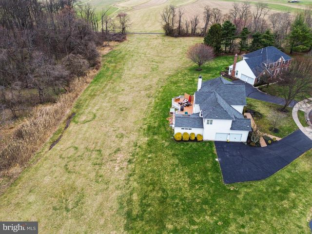 42 DEVON RD, Newtown, PA 18940