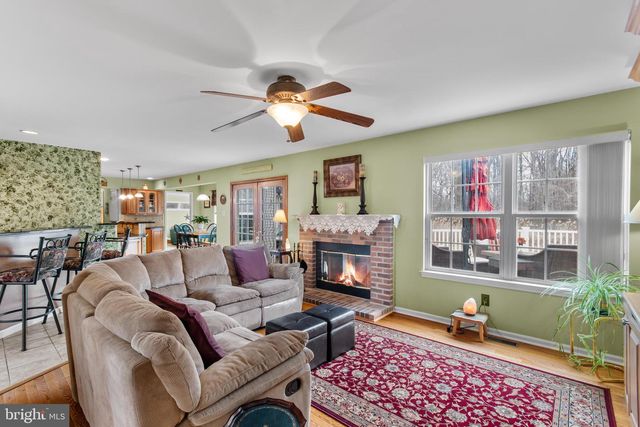 42 DEVON RD, Newtown, PA 18940