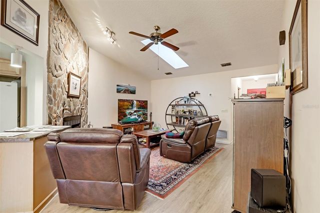 531 LORING AVENUE, Orange Park, FL 32073