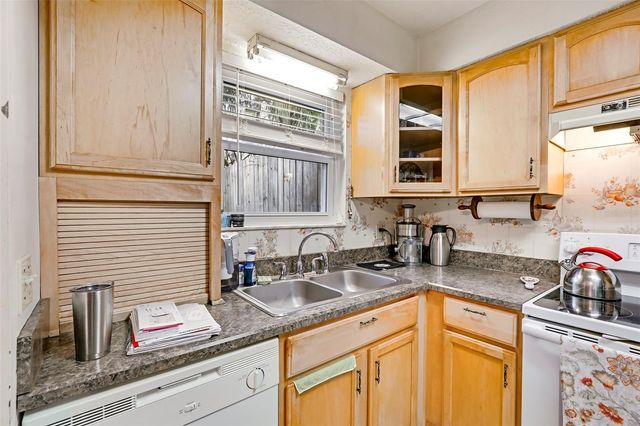 531 LORING AVENUE, Orange Park, FL 32073