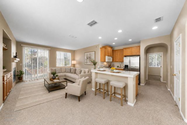 412 Arlingdale Cir, Rio Linda, CA 95673
