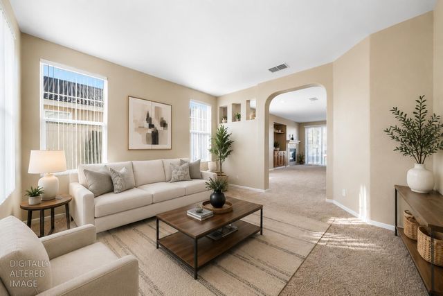 412 Arlingdale Cir, Rio Linda, CA 95673