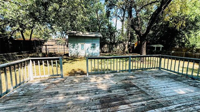 807 Blanton Drive, Sherman, TX 75092