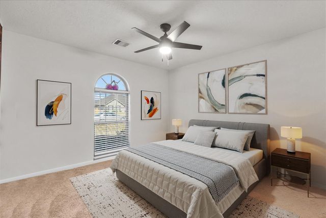 2111 Gilbert Road, Dickinson, TX 77539