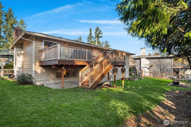 2111 N 188th Street, Shoreline, WA 98133