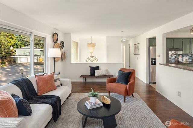 2111 N 188th Street, Shoreline, WA 98133