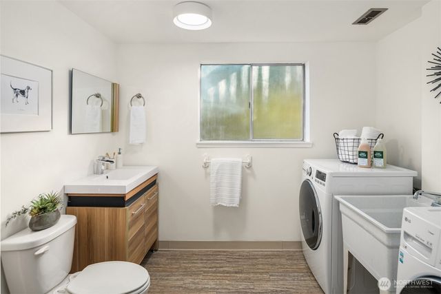 2111 N 188th Street, Shoreline, WA 98133