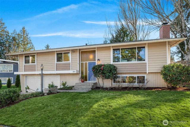 2111 N 188th Street, Shoreline, WA 98133