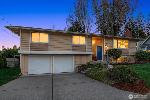 2111 N 188th Street, Shoreline, WA 98133
