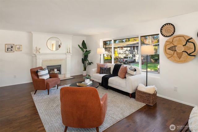 2111 N 188th Street, Shoreline, WA 98133