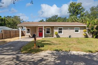 983 BROOKWOOD CT S, St Petersburg, FL 33707
