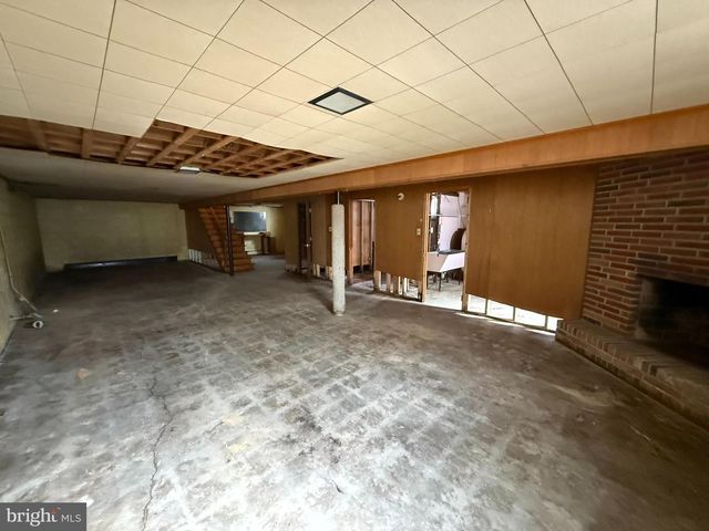 1006 CHARLES ST, Mechanicsburg, PA 17055