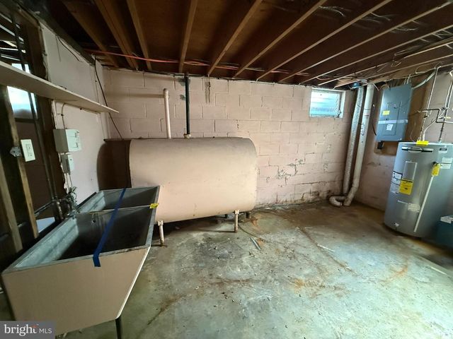 1006 CHARLES ST, Mechanicsburg, PA 17055