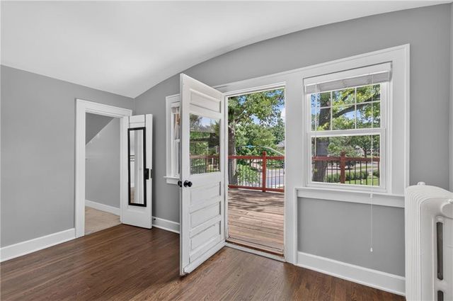 5850 Brookside Boulevard, Kansas City, MO 64113