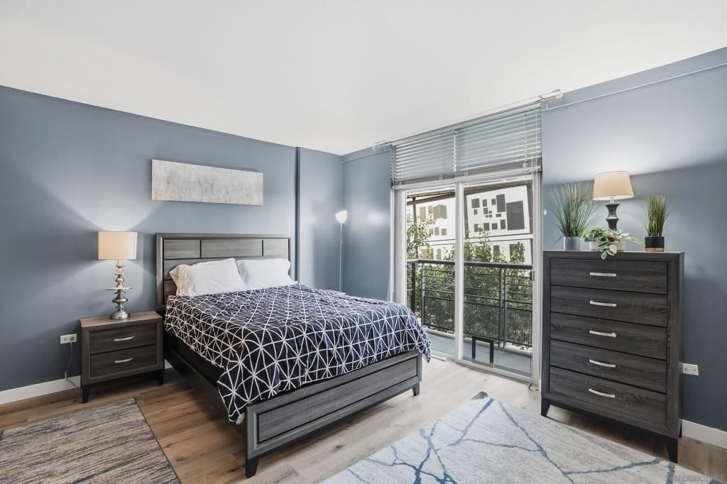 Image 10 of property listing at 425 W Beech St 314, San Diego, CA 92101