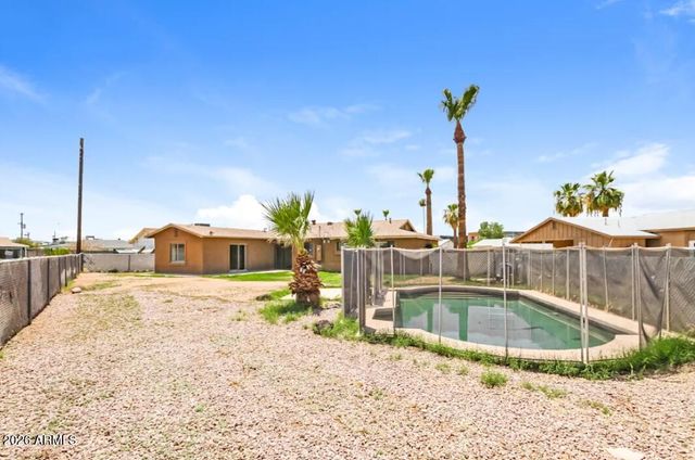 113 N JADE Circle, Mesa, AZ 85201