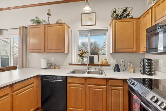 9412 Piedra Colina Court NW, Albuquerque, NM 87114