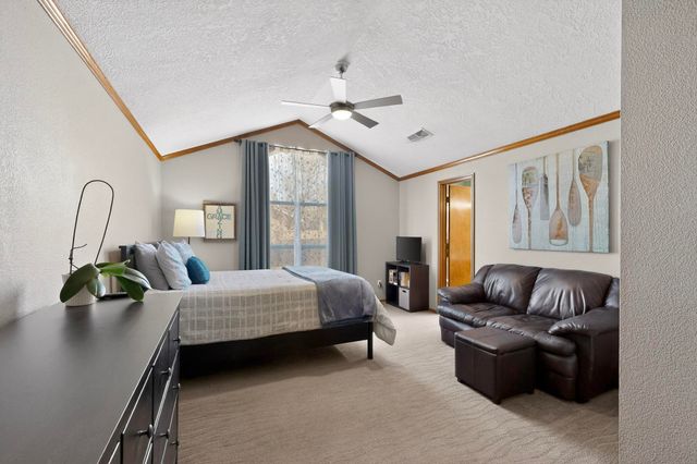 9412 Piedra Colina Court NW, Albuquerque, NM 87114