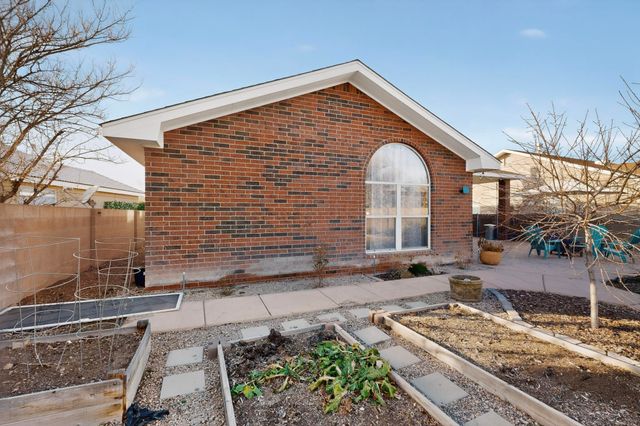 9412 Piedra Colina Court NW, Albuquerque, NM 87114