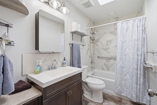 4824 N Martin St, Spokane, WA 99207