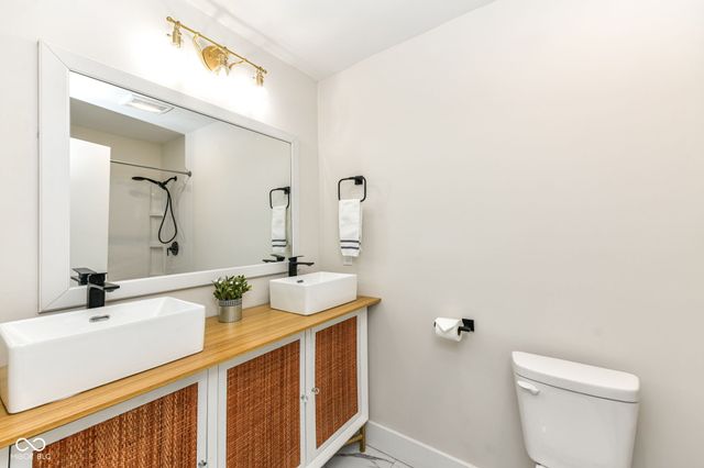 210 E Buckeye Street, Cicero, IN 46034