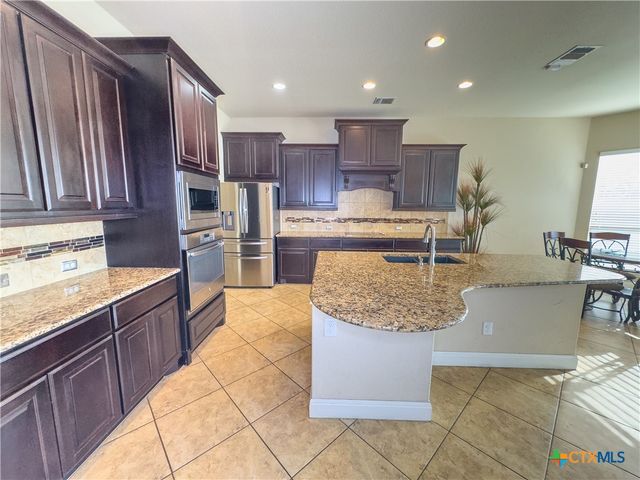 809 Alpino, Cibolo, TX 78108