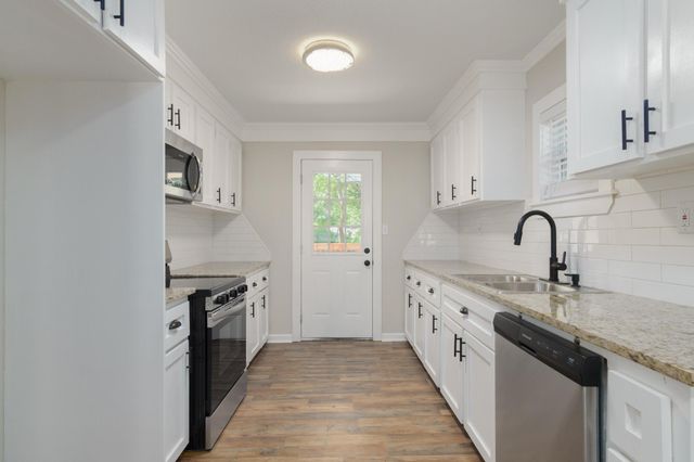 1704 Louise St., Hattiesburg, MS 39401
