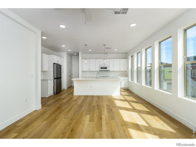 2851 W 52nd Avenue 205, Denver, CO 80221