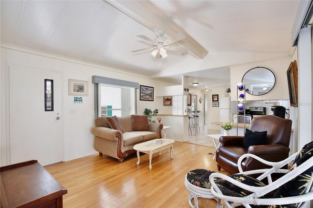 5560 HERITAGE BOULEVARD, Wildwood, FL 34785