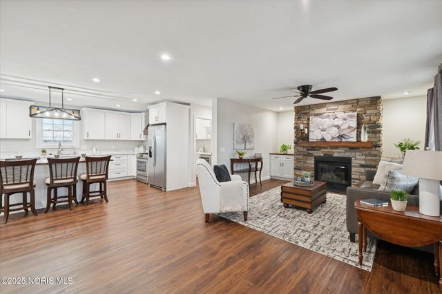 6490 County Rd 5-2, Delta, OH 43515