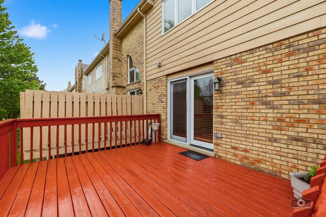 8111 Brushwood Lane, Tinley Park, IL 60487