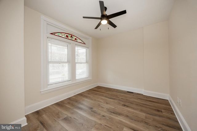 325 W BARNARD ST W, West Chester, PA 19382