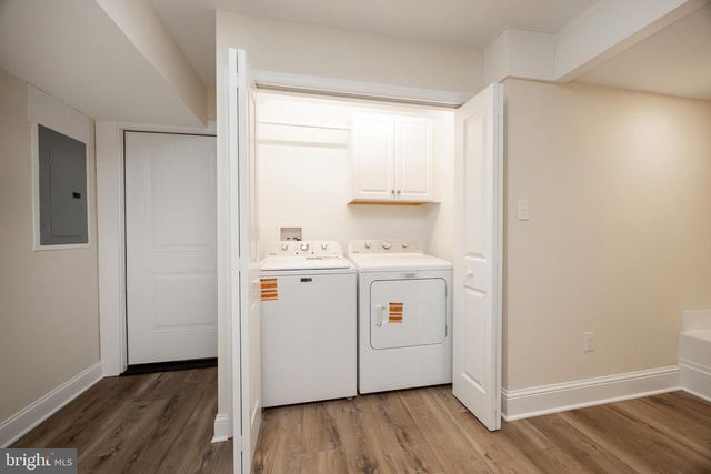 325 W BARNARD ST W, West Chester, PA 19382