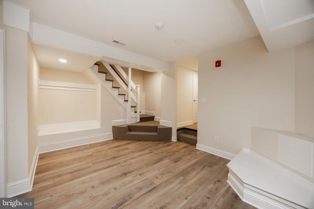 325 W BARNARD ST W, West Chester, PA 19382