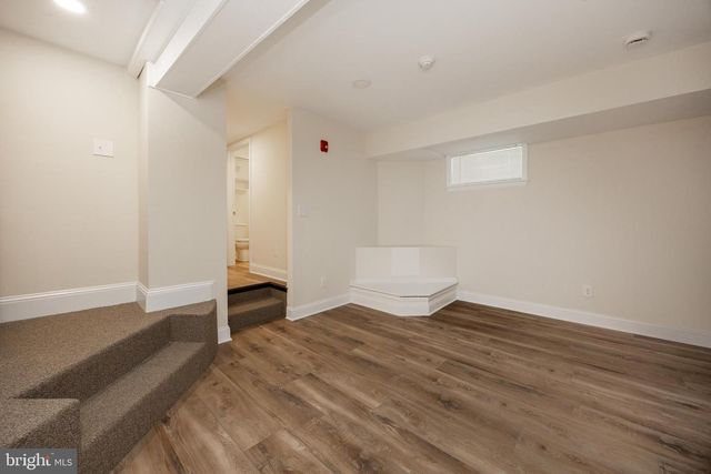 325 W BARNARD ST W, West Chester, PA 19382