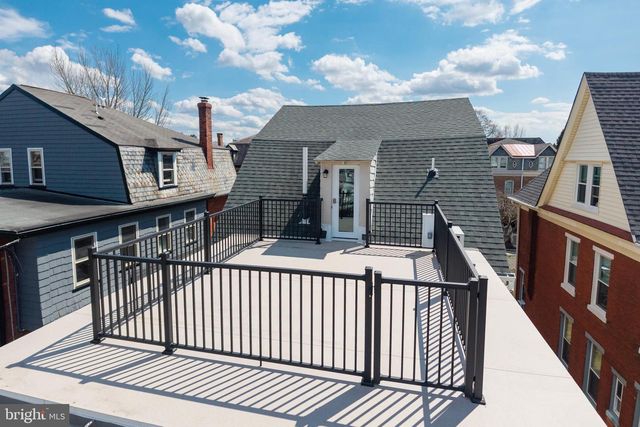 325 W BARNARD ST W, West Chester, PA 19382
