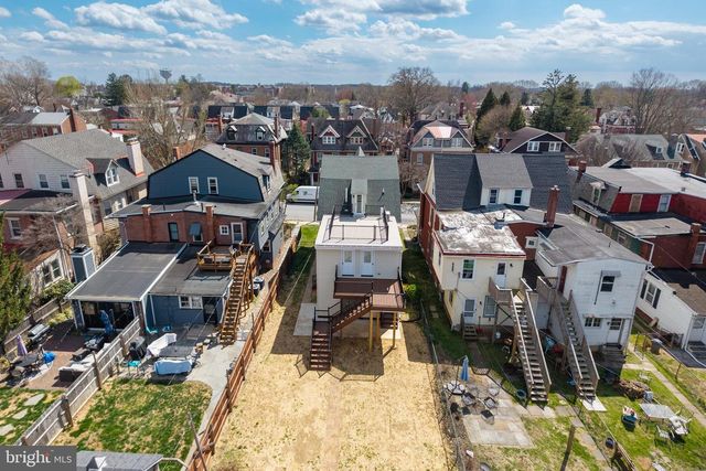 325 W BARNARD ST W, West Chester, PA 19382