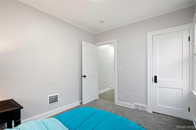 1387 University Avenue, Lincoln Park, MI 48146