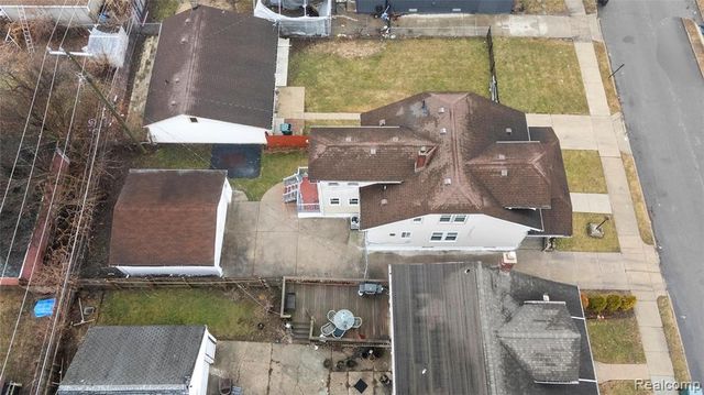 1387 University Avenue, Lincoln Park, MI 48146