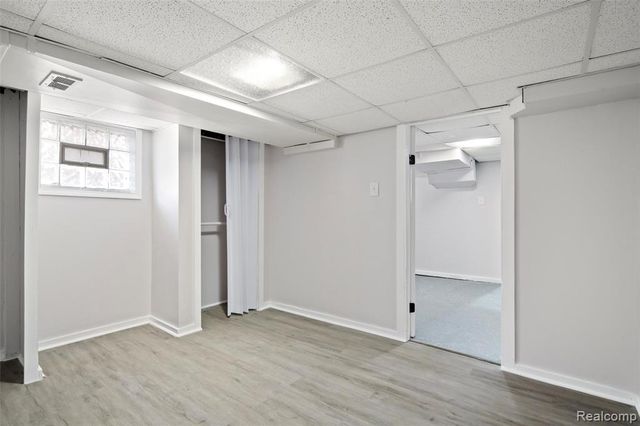 1387 University Avenue, Lincoln Park, MI 48146