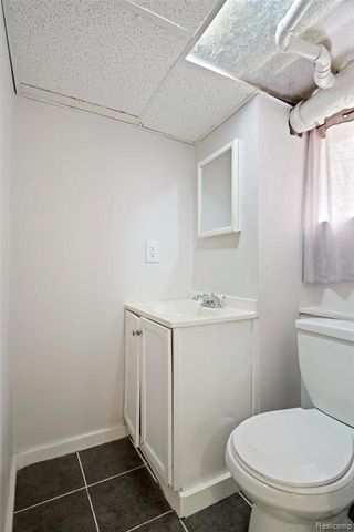 1387 University Avenue, Lincoln Park, MI 48146