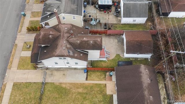 1387 University Avenue, Lincoln Park, MI 48146