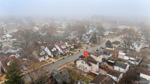 1387 University Avenue, Lincoln Park, MI 48146