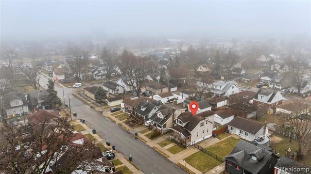 1387 University Avenue, Lincoln Park, MI 48146