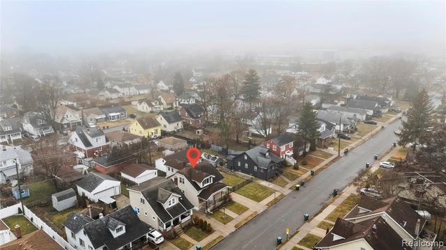 1387 University Avenue, Lincoln Park, MI 48146