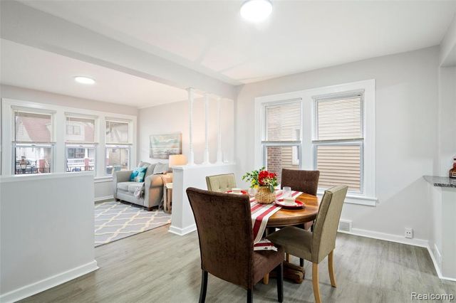 1387 University Avenue, Lincoln Park, MI 48146