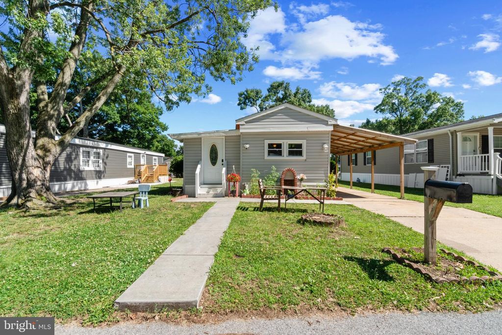 3503 HONEYSUCKLE LANE, Middle River, MD 21220