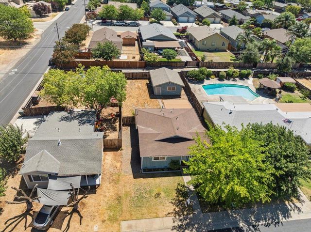 1077 Herold Ave, Lincoln, CA 95648