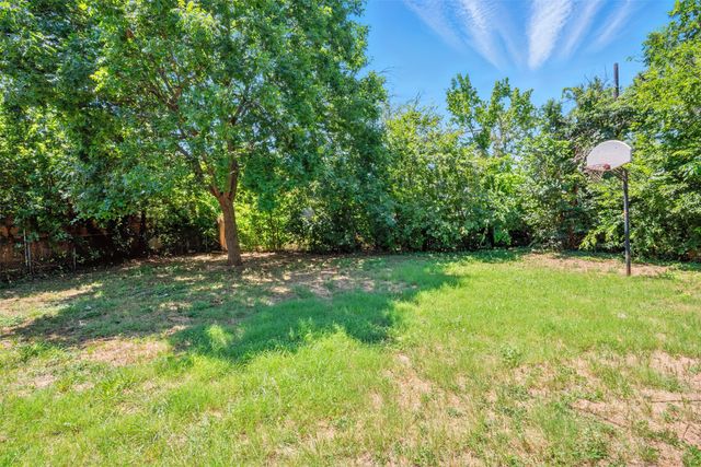 5151 Trail Lake Drive, Fort Worth, TX 76133