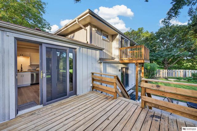 11311 Taylor Street, Omaha, NE 68164